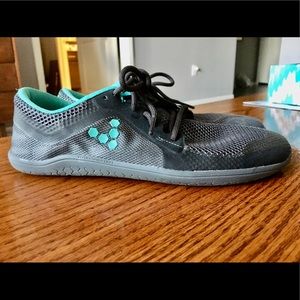 Vivobarefoot Primus Lite - Brand New Size 39 US 8
